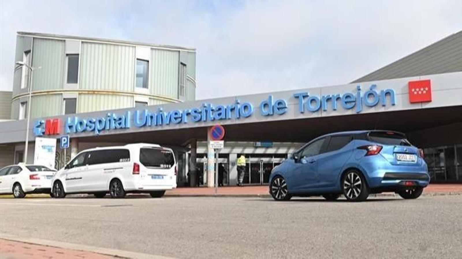 Fachada principal del Hospital Universitario de Torrejón de Ardoz, donde se concentra el principal foco del virus coronavirus en la Comunidad de Madrid.