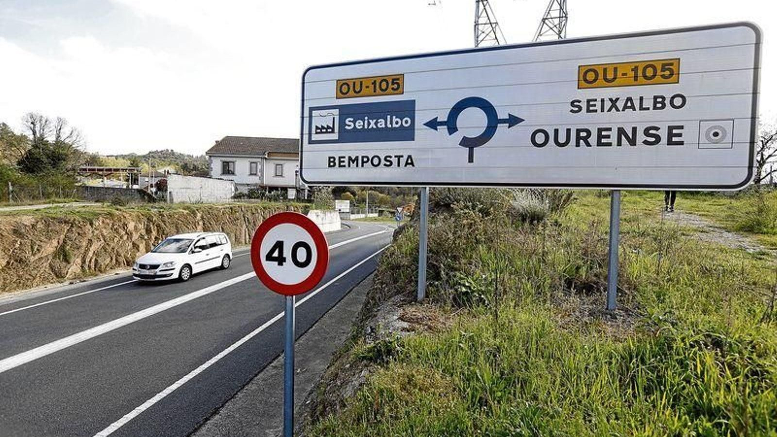 Imagen de la carretera OU-105 en la provincia de Ourense