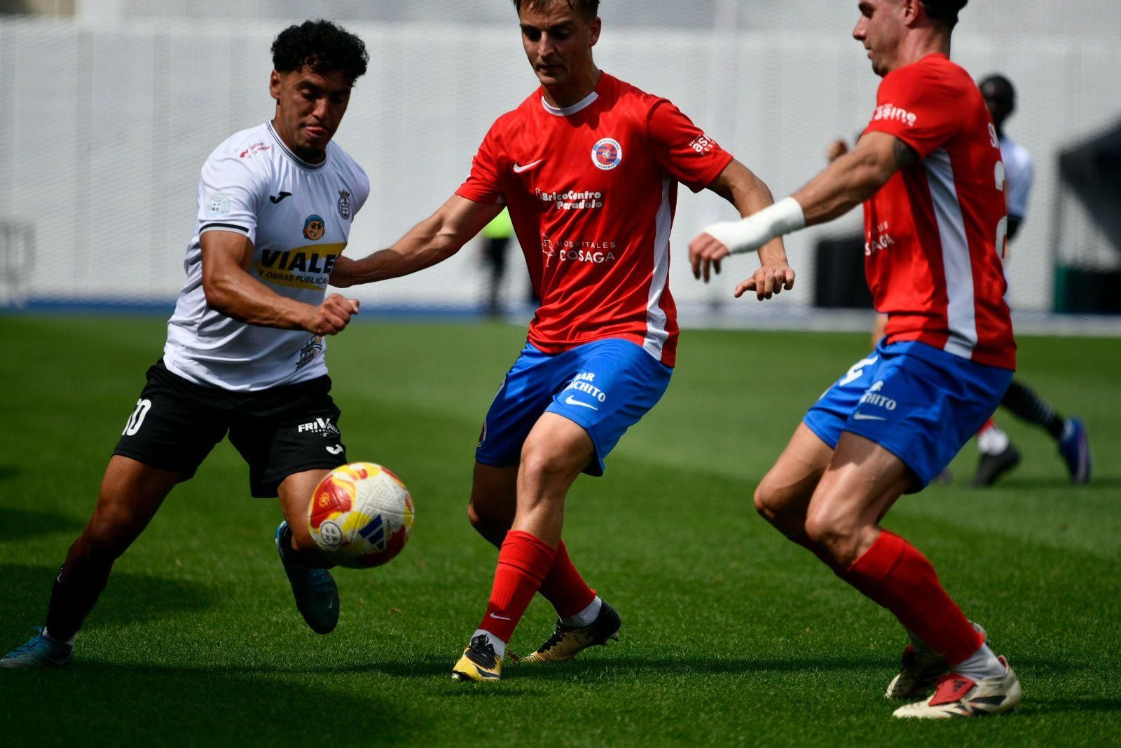 Galería | Las mejores jugadas del partido entre la UD Ourense y la UB Conquense, en imágenes