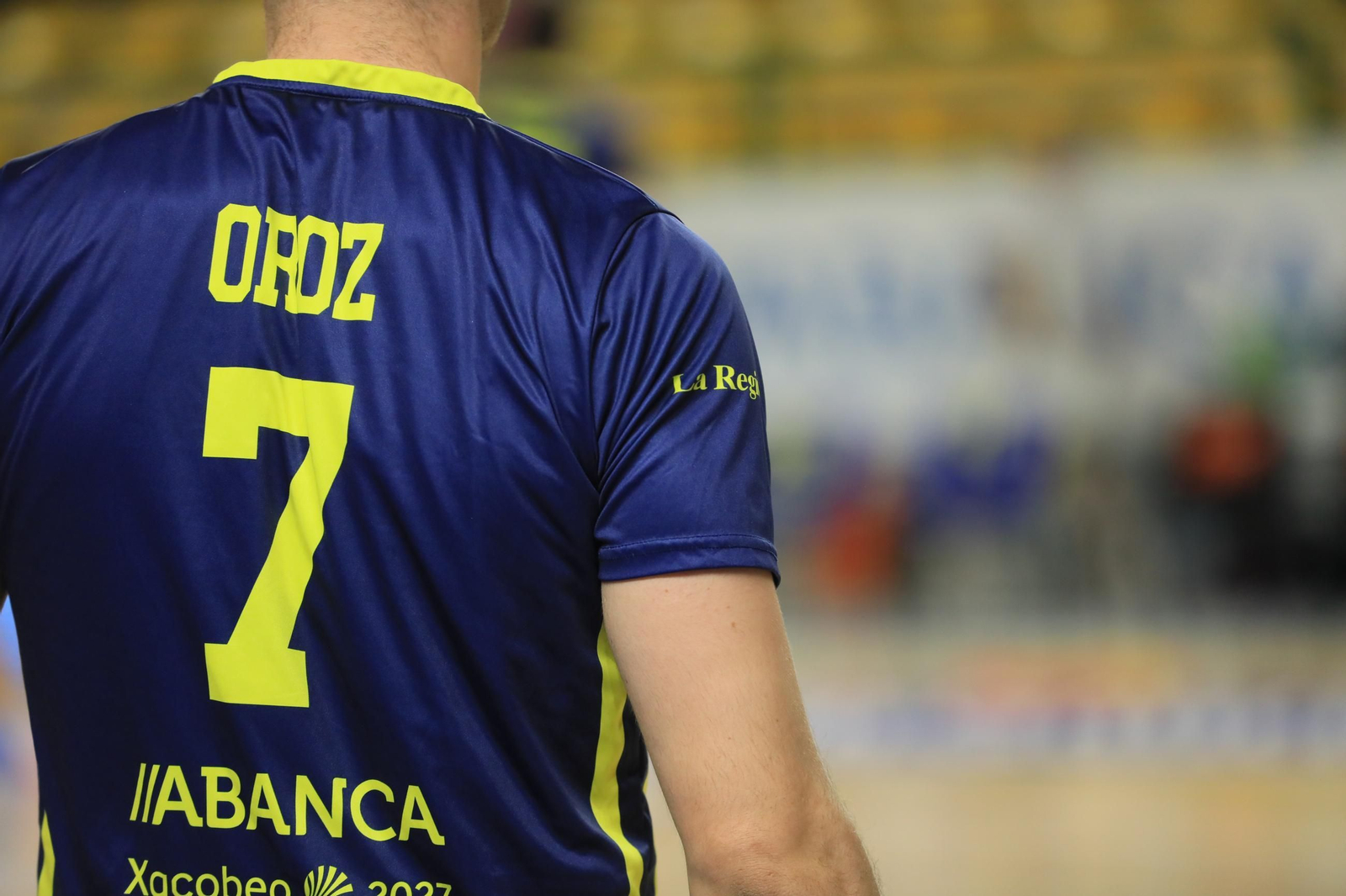 Galería | Noche triste en el Pazo con la derrota del COB ante el Alicante (79-83)