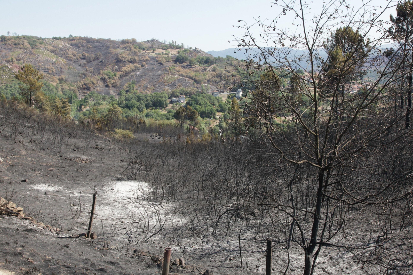 Imagen de Cudeiro después del gran incendio.