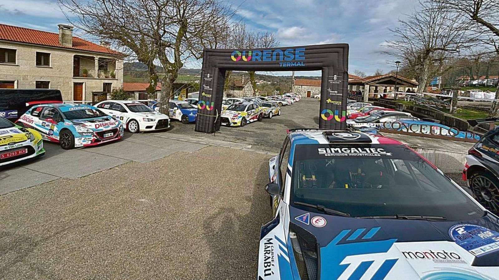 Algunos de los vehículos participantes en la segunda edición.