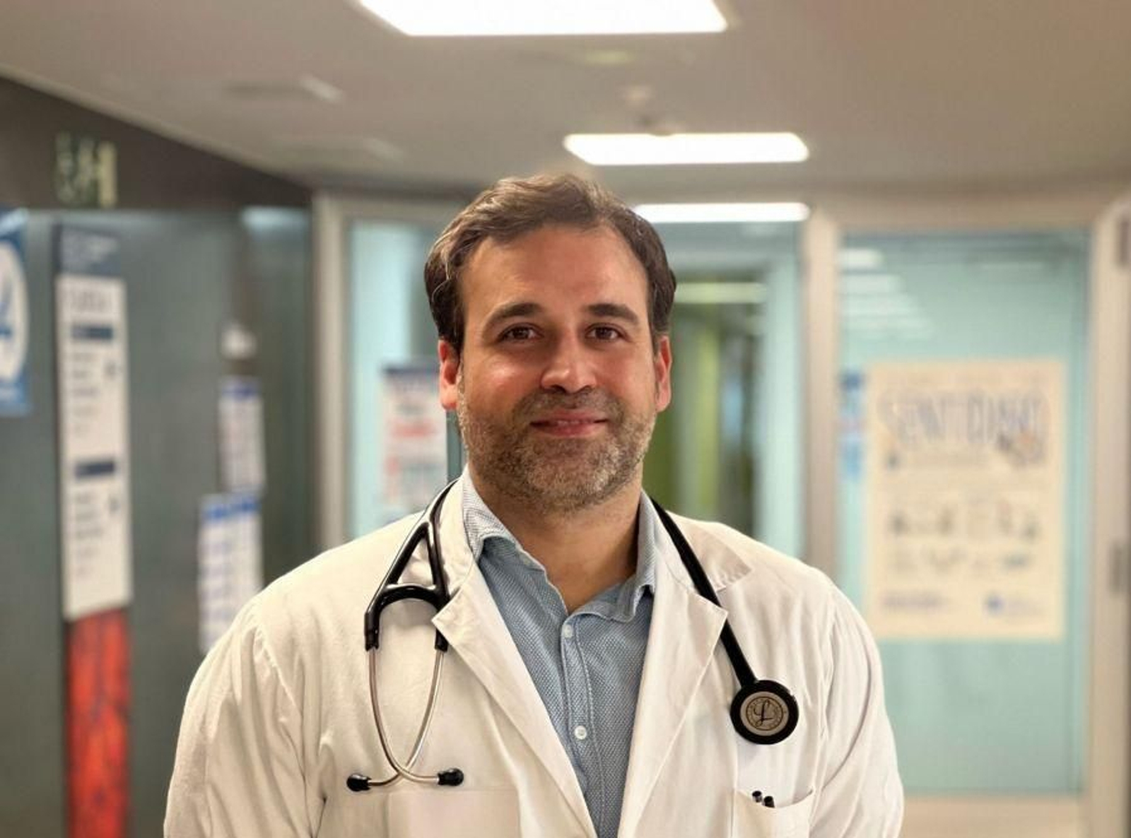 El jefe de Neumología del CHUO, Abel Pallarés.