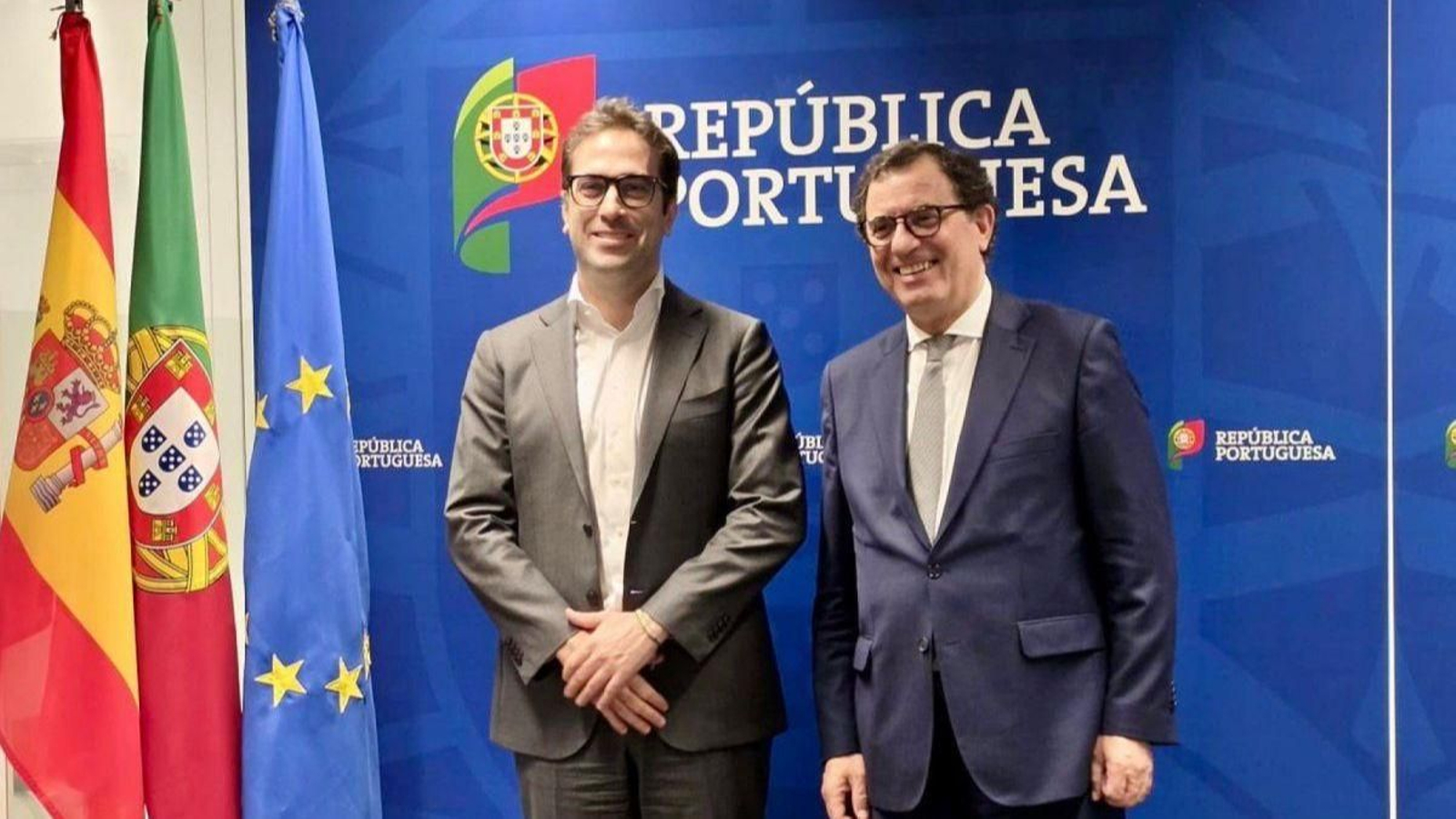 Los ministros de Economía de España y Portugal, Cuerpo y Castro Almeida.