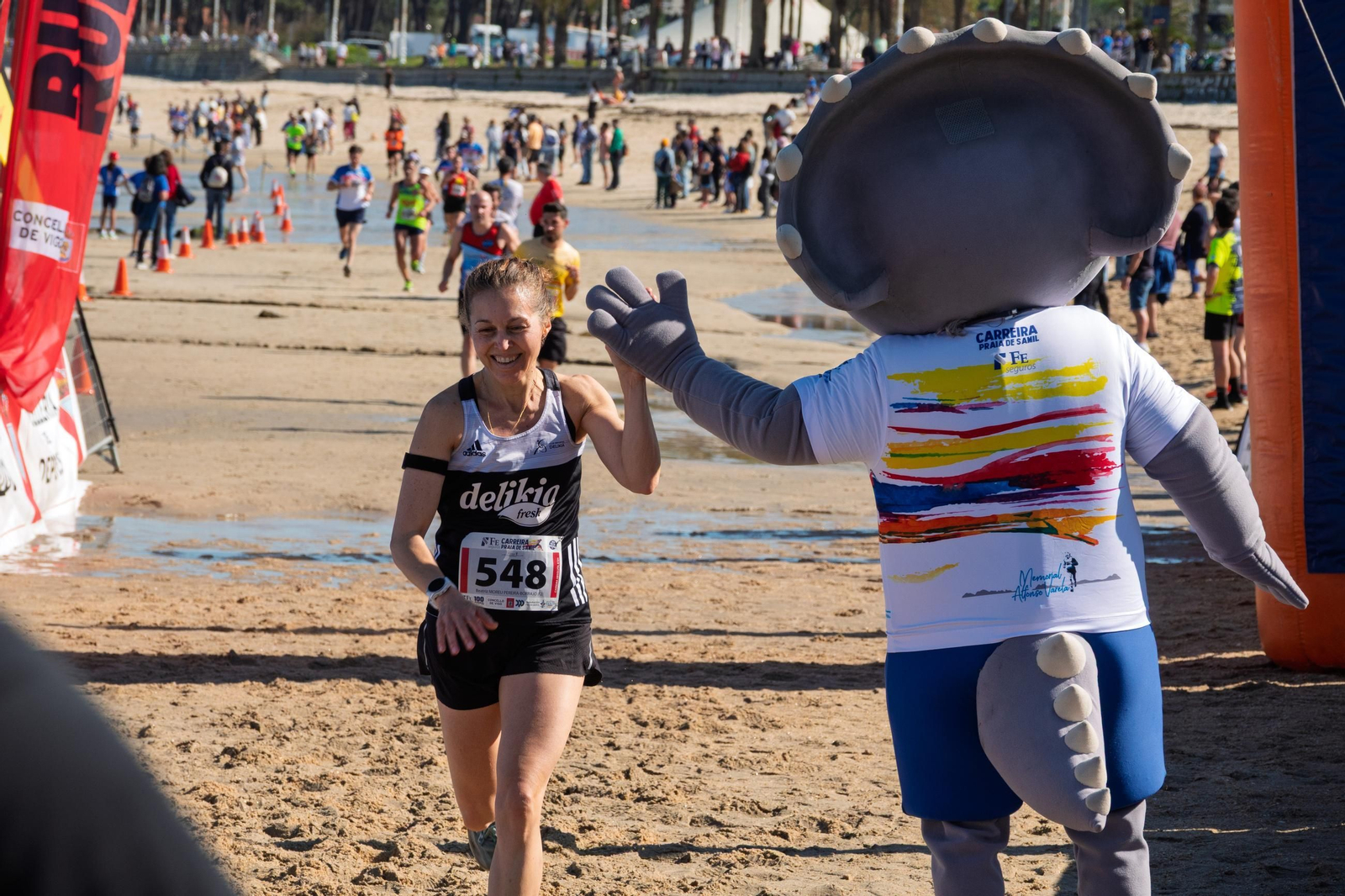 Galería | Más de un millar de participantes en la RunRun Vigo de Samil