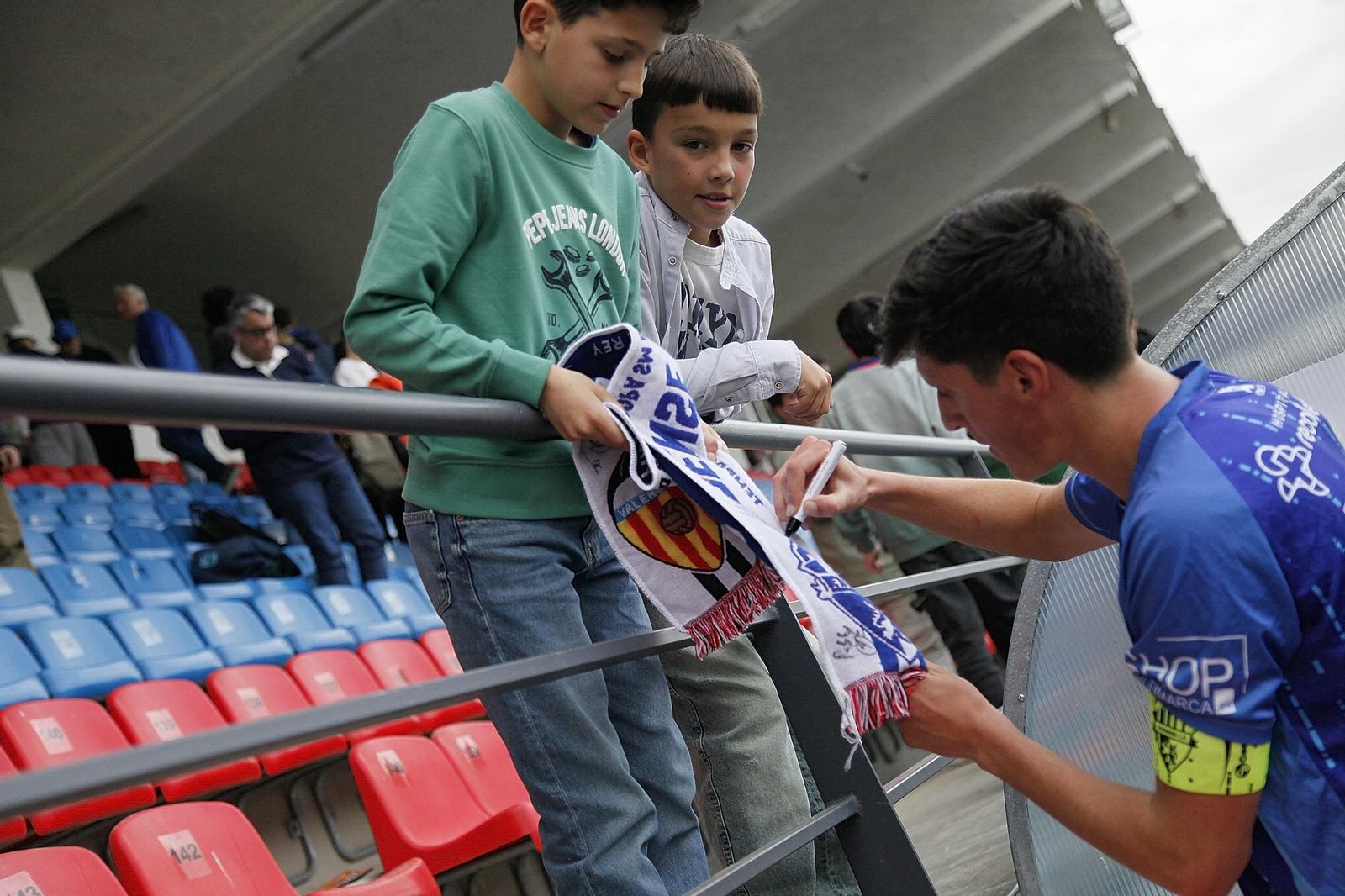 Galería | O Couto rugió ante un victorioso Ourense CF