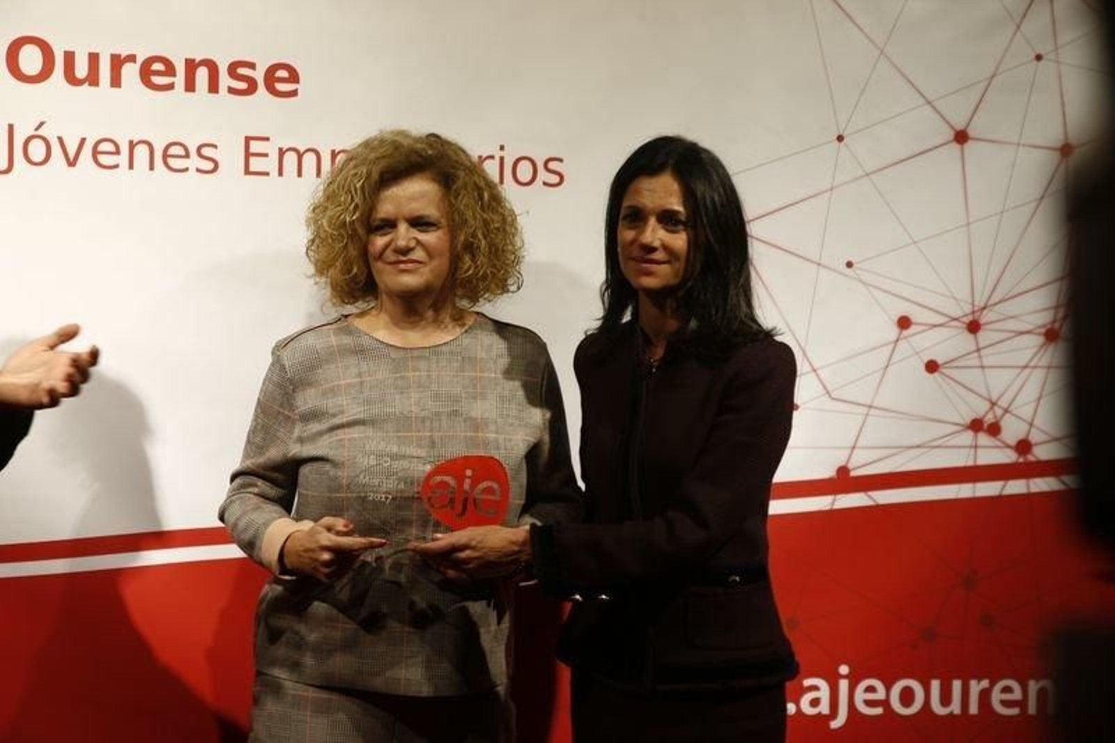 Premio MENTOR: María José del Brío, entrega Inma del Brio.