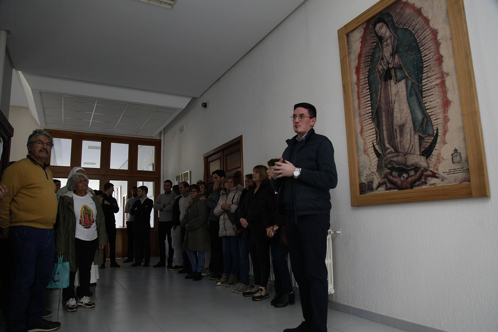 Fieles de cinco nacionalidades durante la festividad de La Guadalupana en el Seminario Mayor