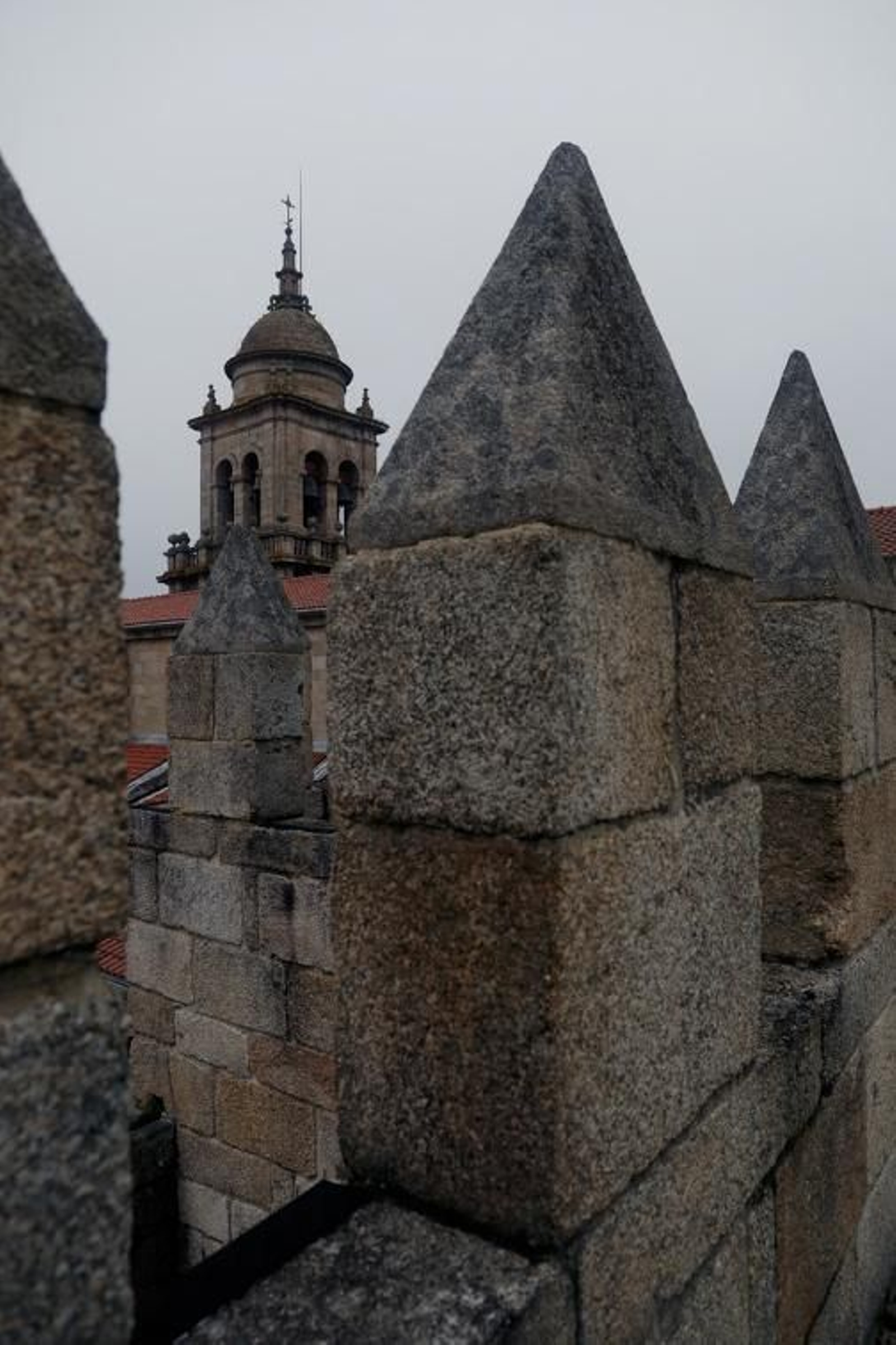OURENSE 5/11/2021.- Repor Catedral, una fortaleza medieval. José Paz