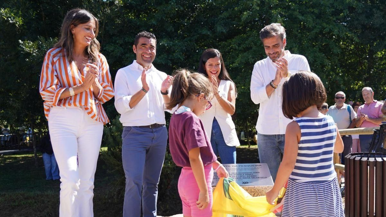 Natalia Prieto, Luis López, Nidia Arévalo y Diego Calvo, en el Parque da Pesqueira.