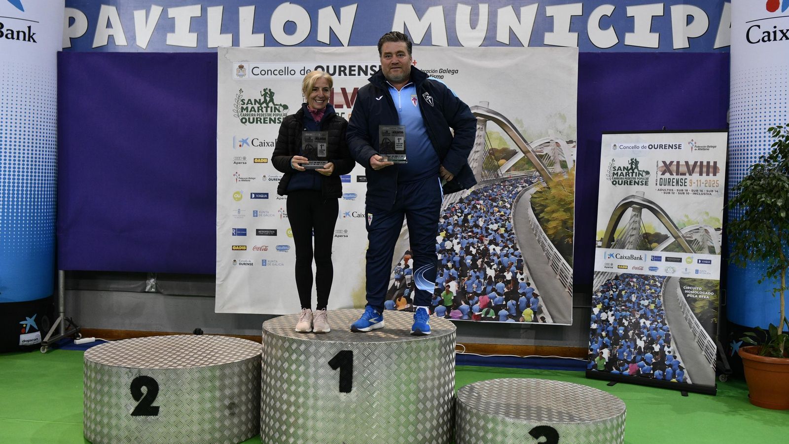 Galería | Ourense disfruta un año más de la Carrera de San Martiño