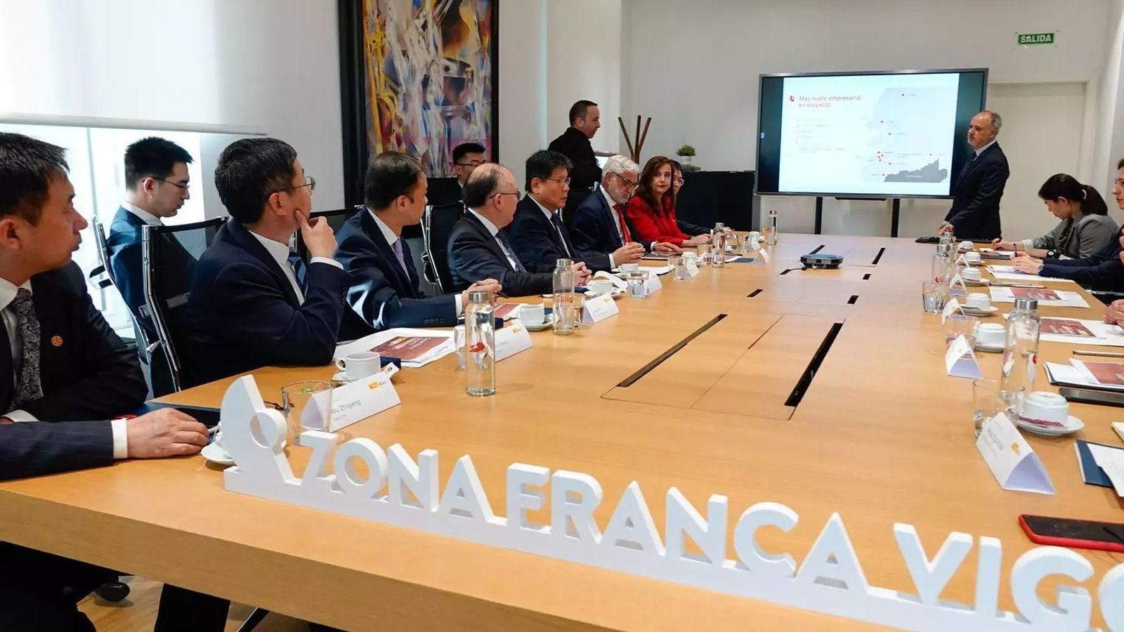 La cúpula de Citic se reunió en Vigo el año pasado con Zona Franca.