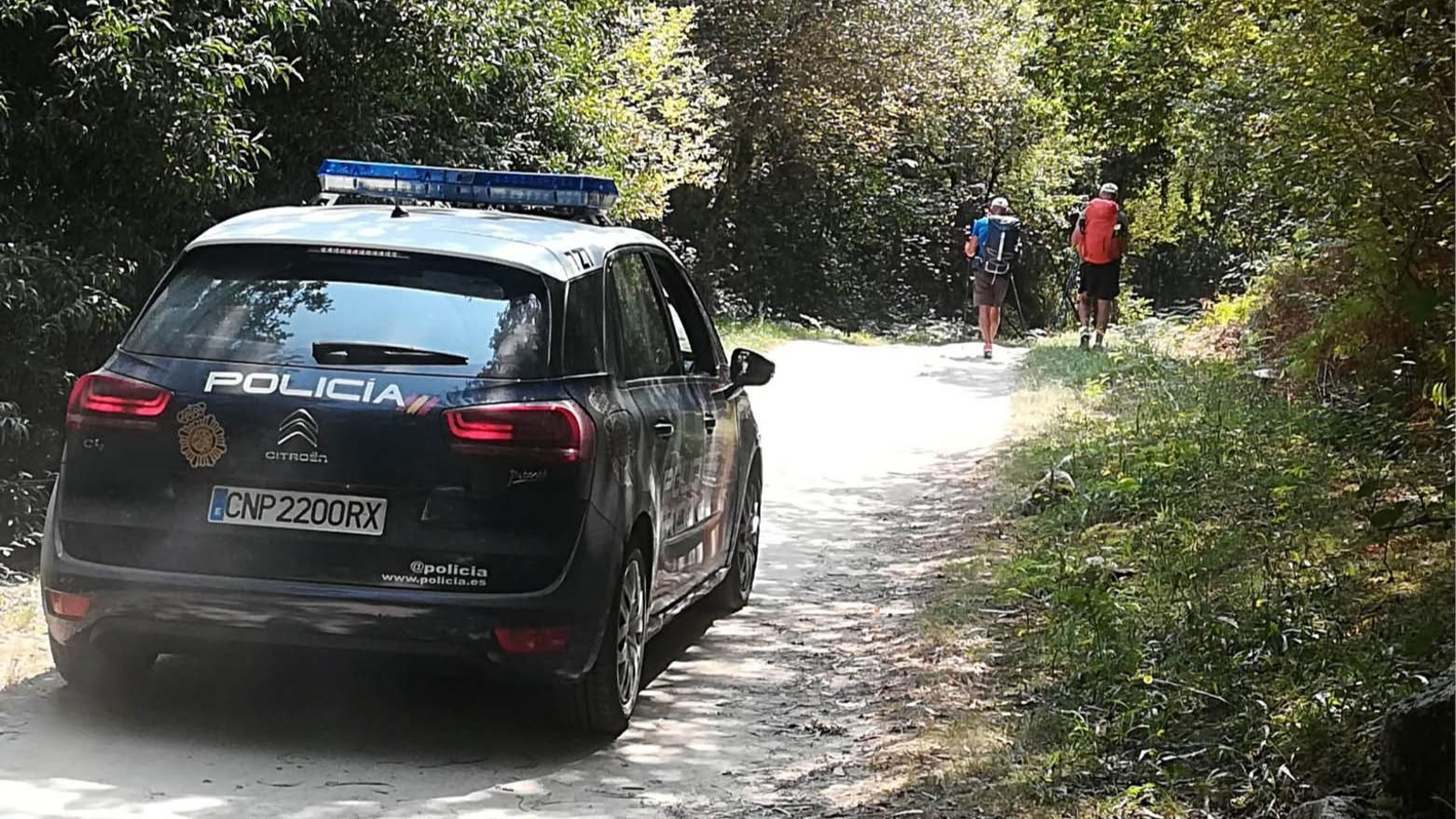 El tramo entre Vigo y Redondela está vigilado estos días por agentes de la Policía.