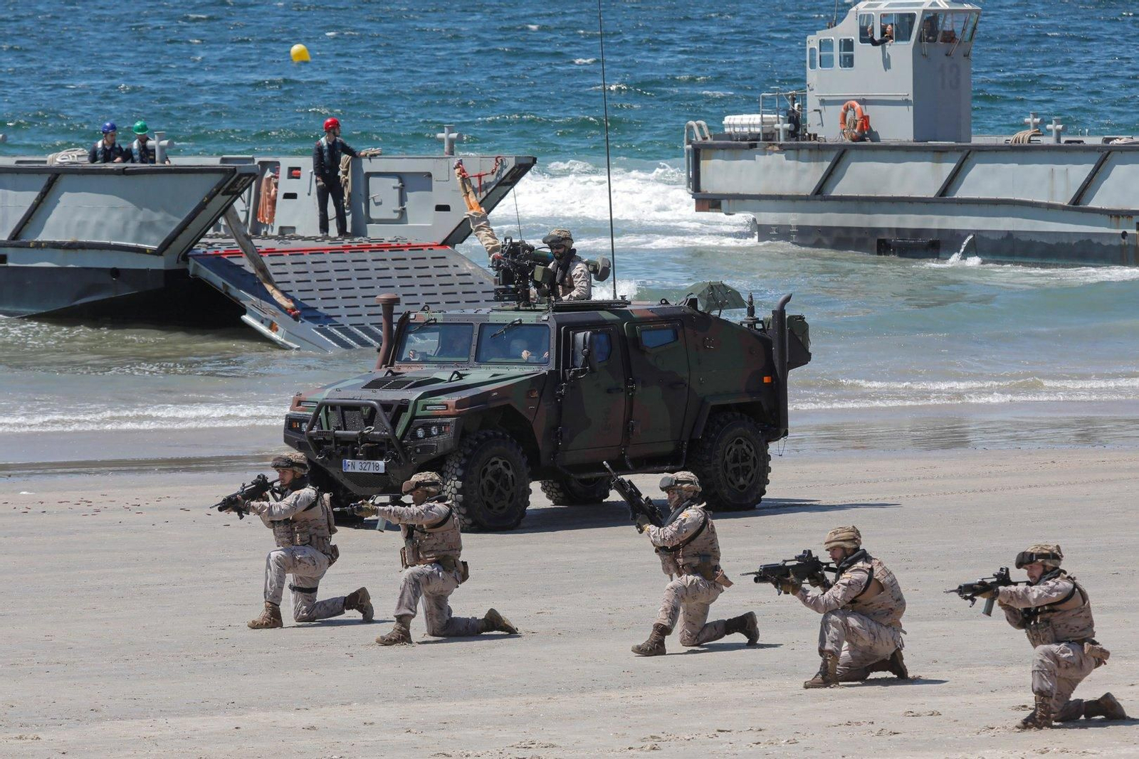 Exhibición flota Dédalo 24 en Samil.