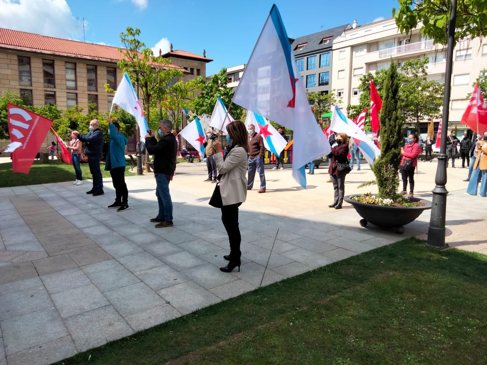 Movilización en Verín frente al Concello.