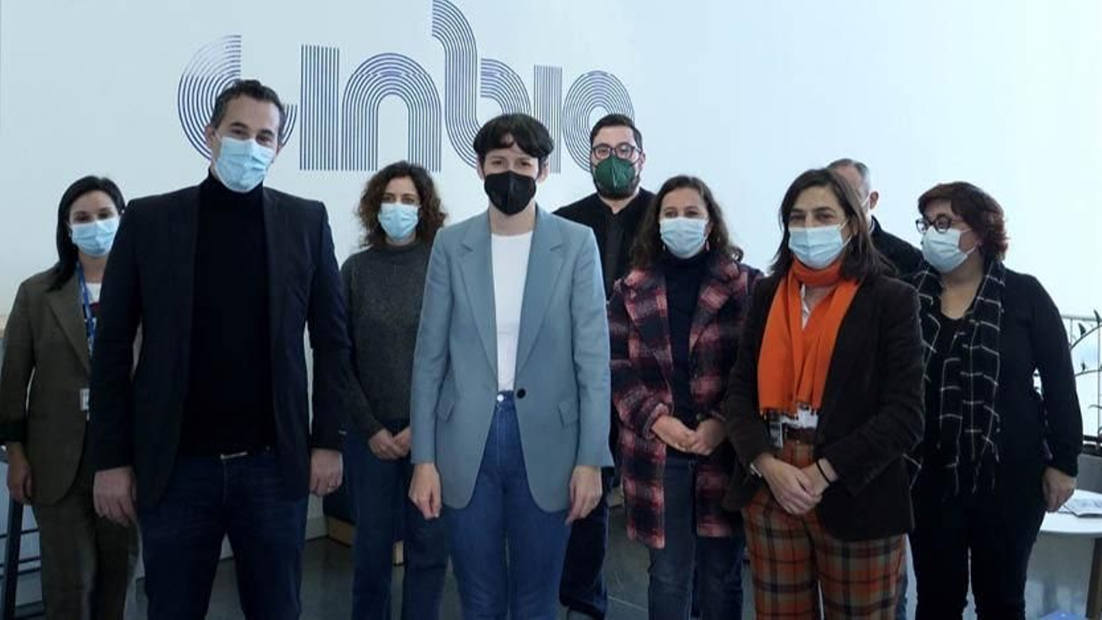 Una delegación del BNG visitó ayer el Cinbio de la UVigo.