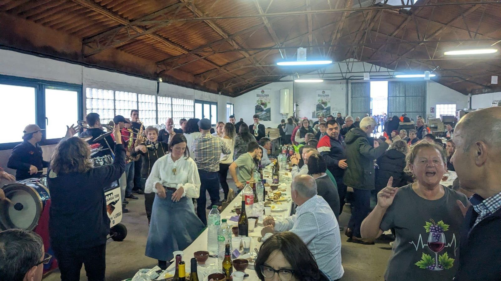 A charanga Terras do Bibei foi a encargada de amenizar toda a xornada festiva.