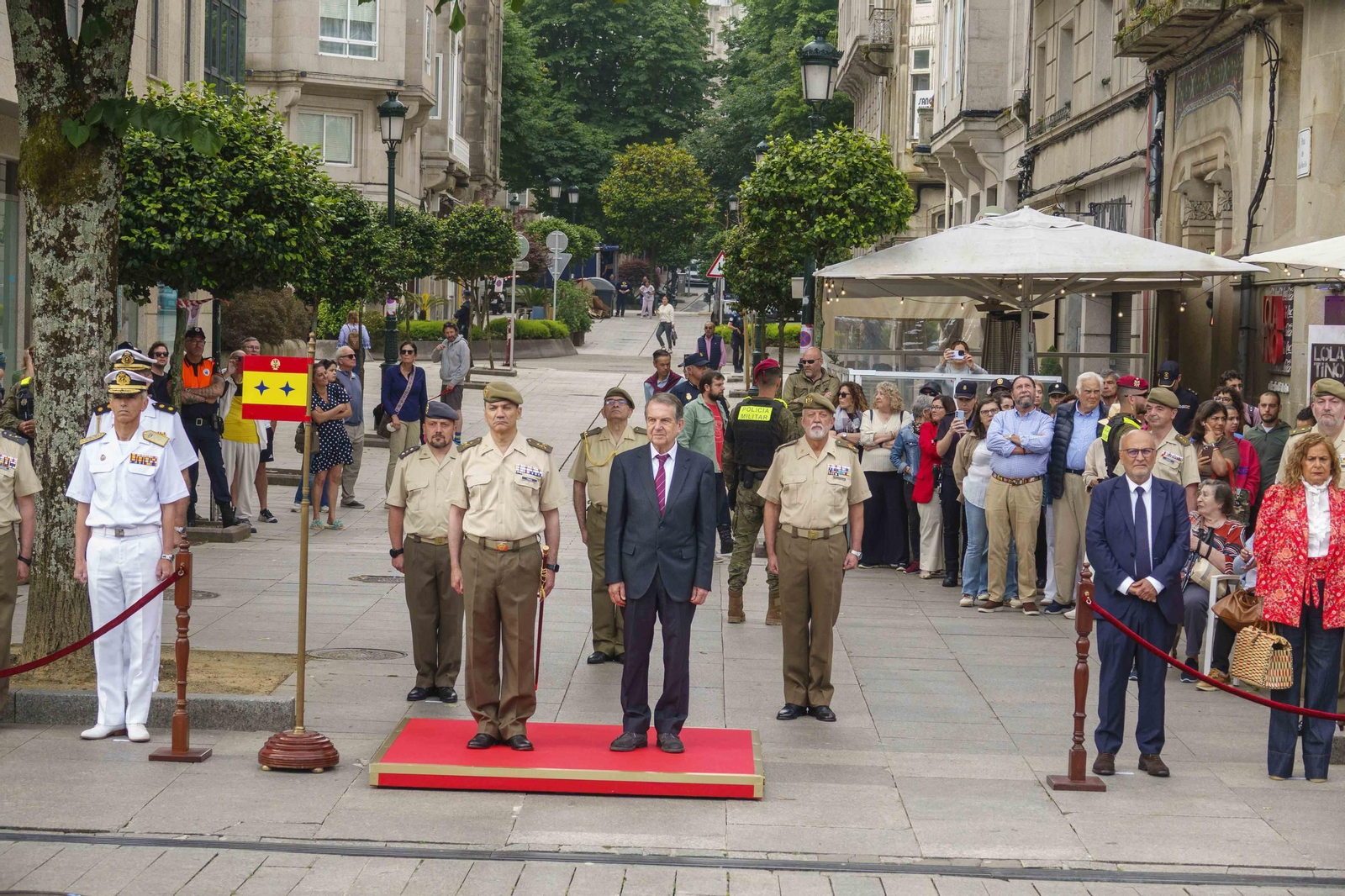 Galería | Comienza la programación del Día de las Fuerzas Armadas en Vigo