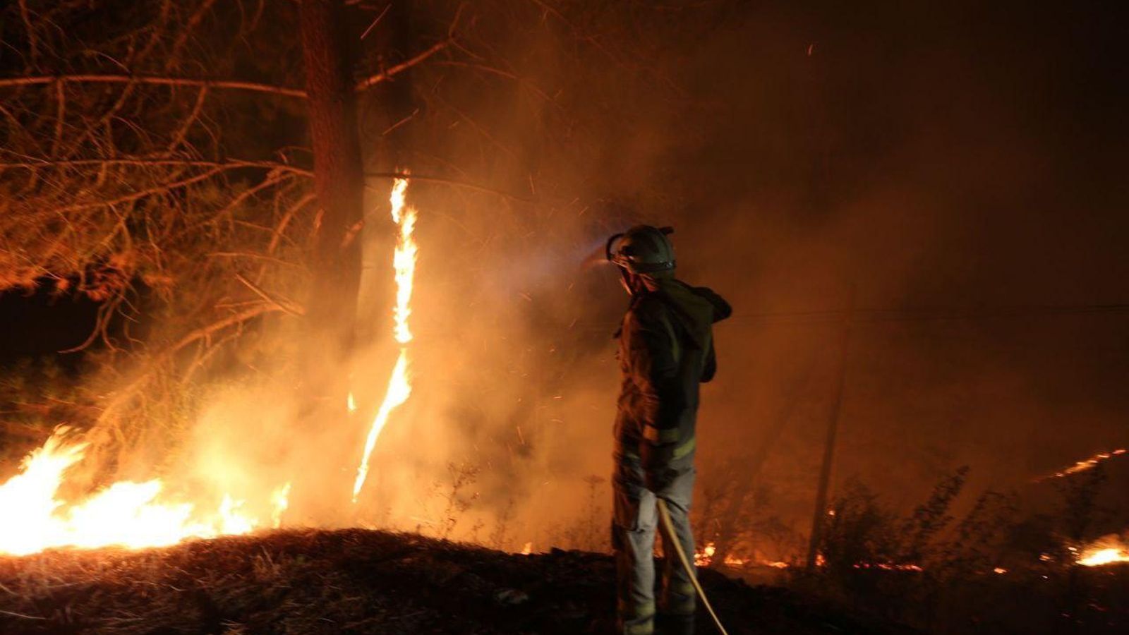 Imágenes del incendio. // Alberte
