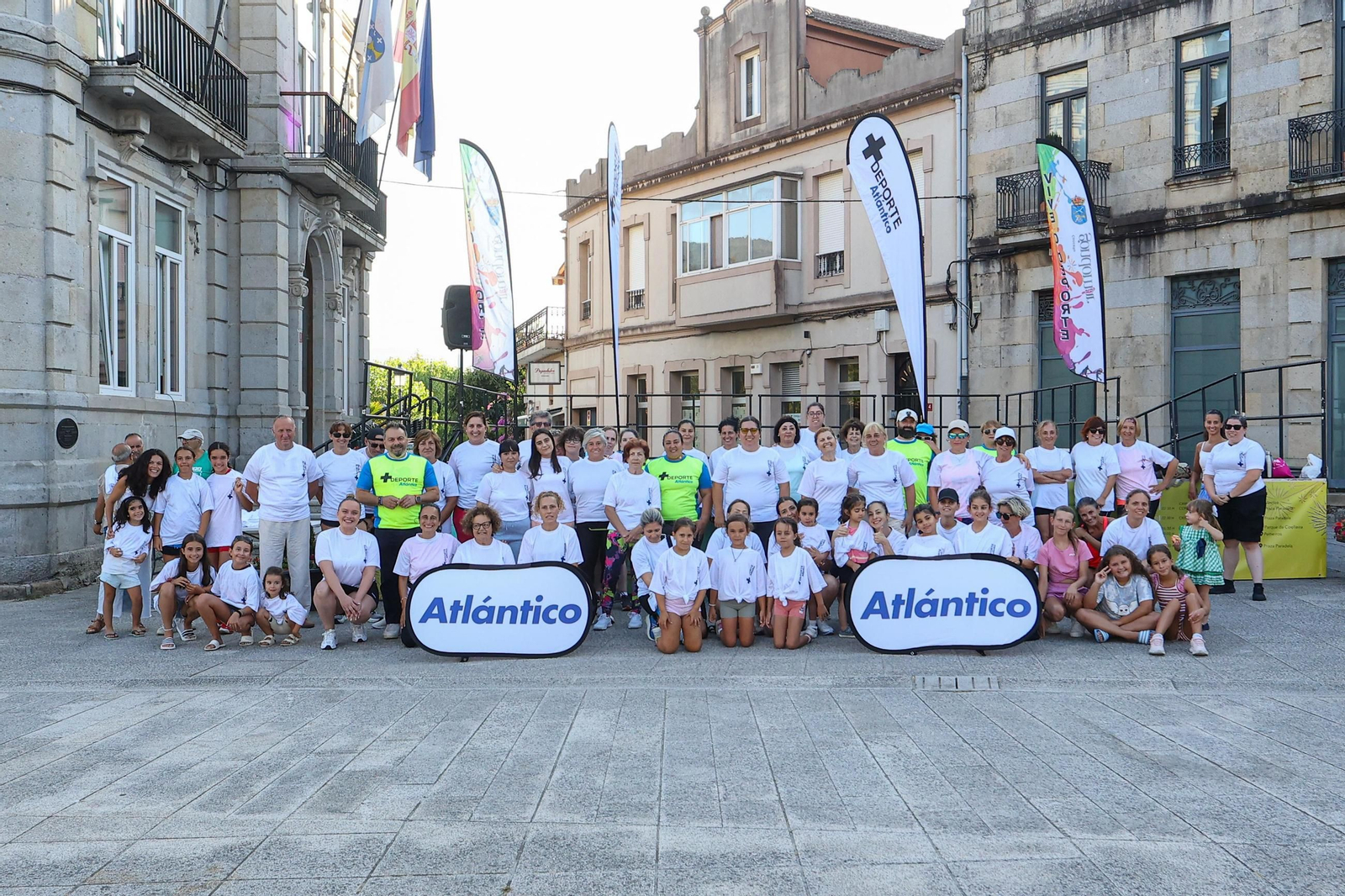 Galería | Un centenar de personas se activan con la sesión de zumba de +Deporte Atlántico