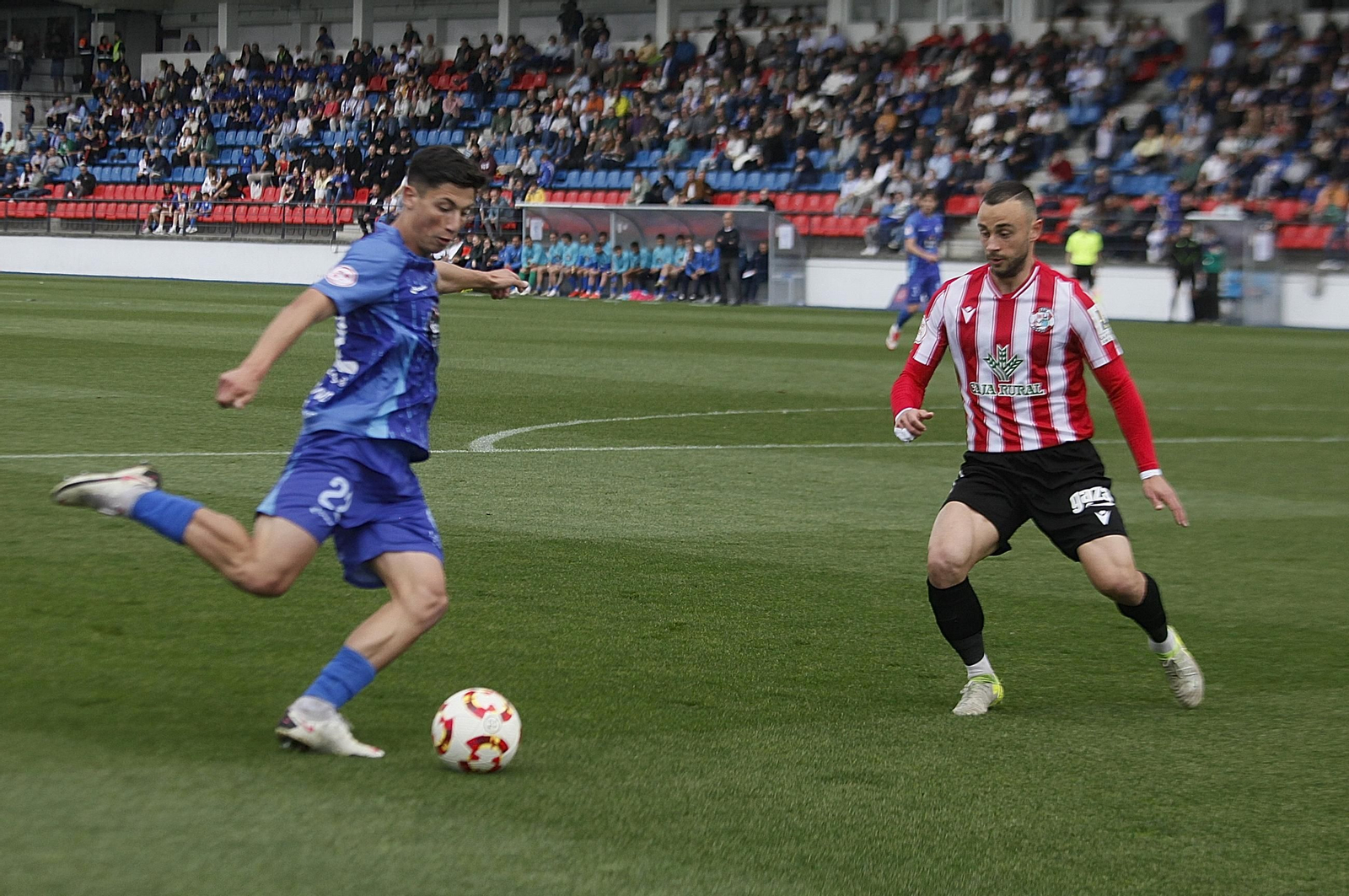 Galería | O Couto rugió ante un victorioso Ourense CF