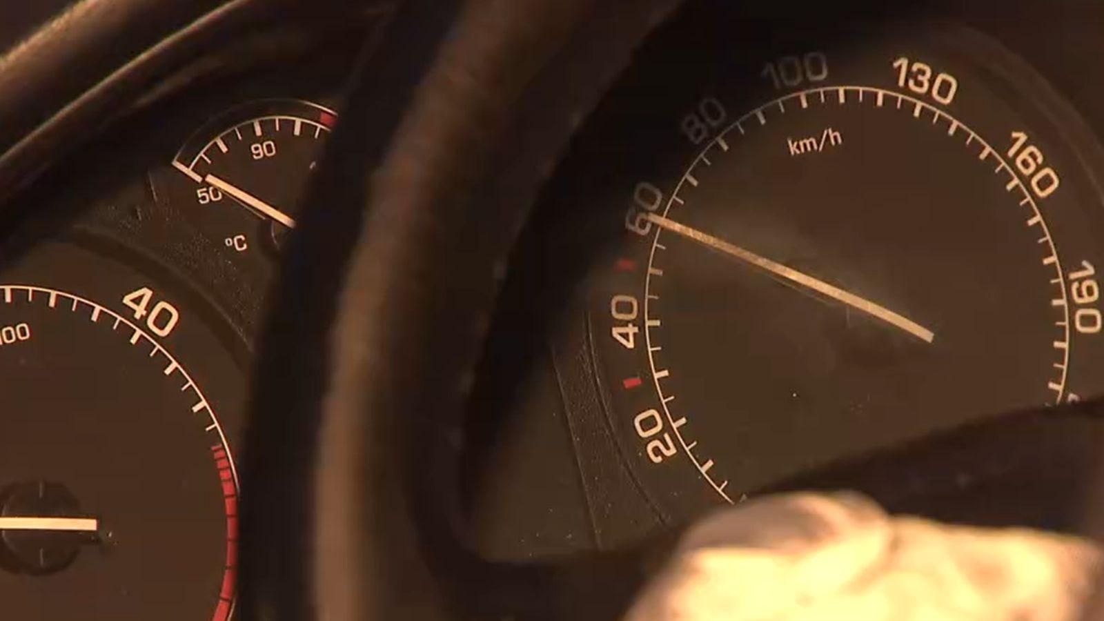 El frenado del vehículo se registró a unos 60 kilómetros por hora en una vía limitada a 50.