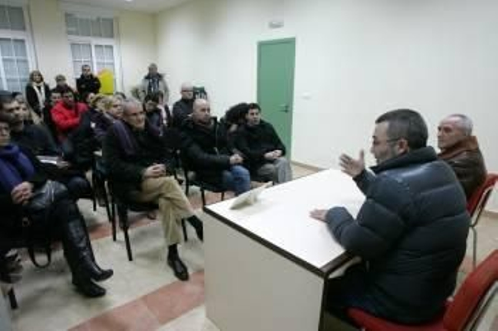 Asistentes a la asamblea, que fue convocada por la CIG. (Foto: MARCOS ATRIO)