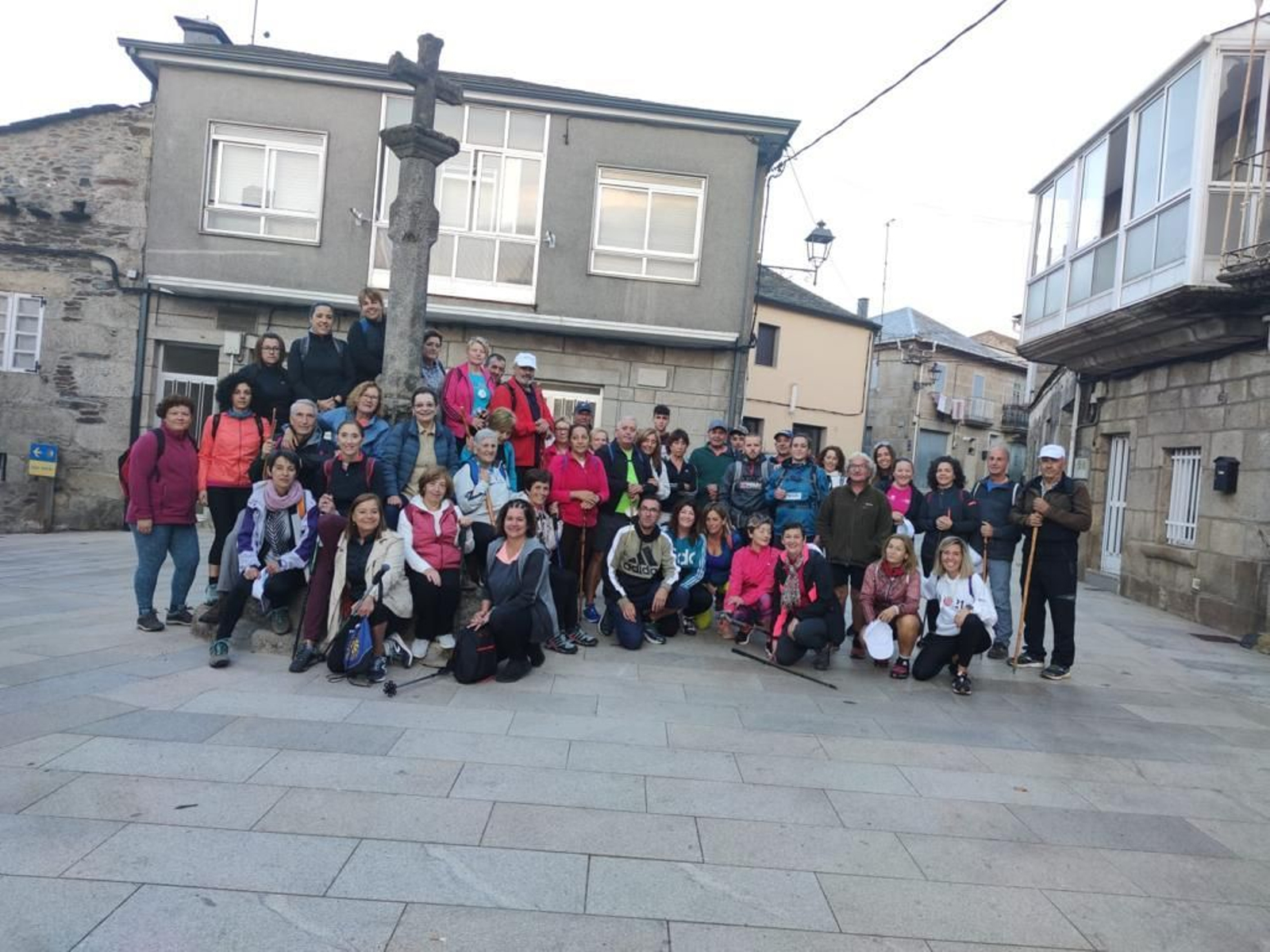 Los participantes en el punto de partida.