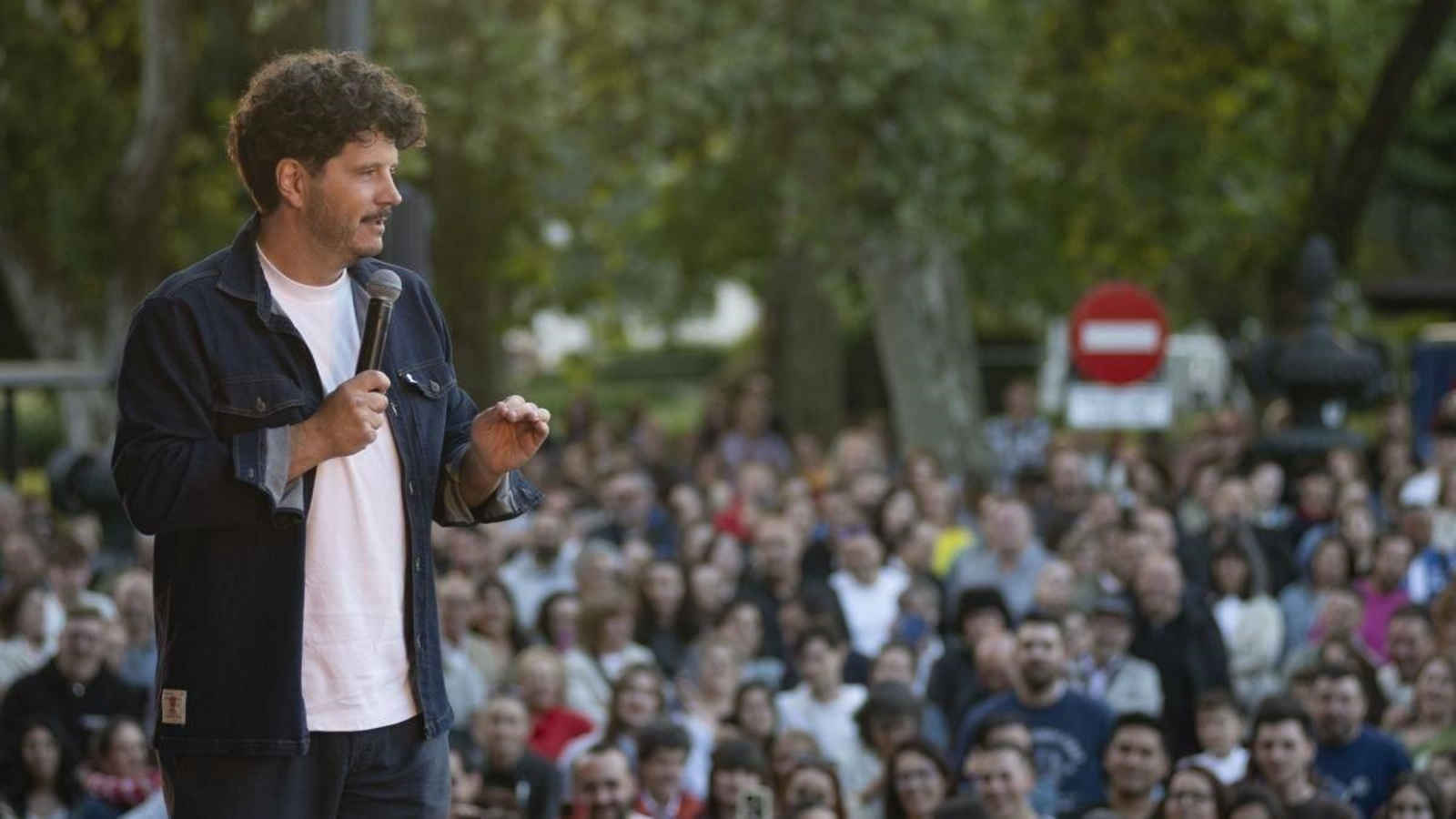 Touriñán durante el pregón inaugural.