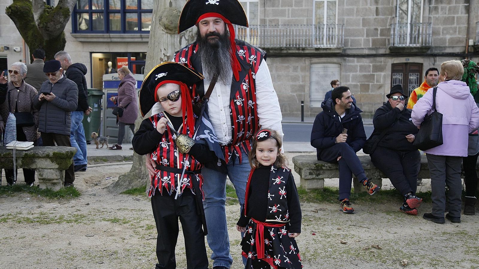 Galería | Concurso de comparsas y Baile de Entroido en Allariz