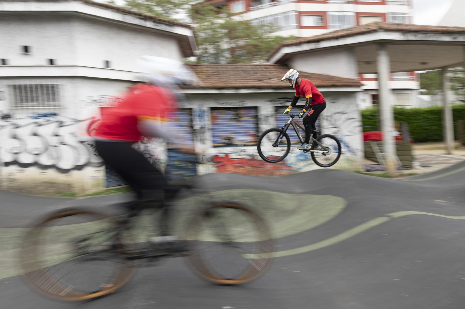 Galería | +Deporte La Región impulsa el pumptrack en Ourense de la mano de Maese Riders