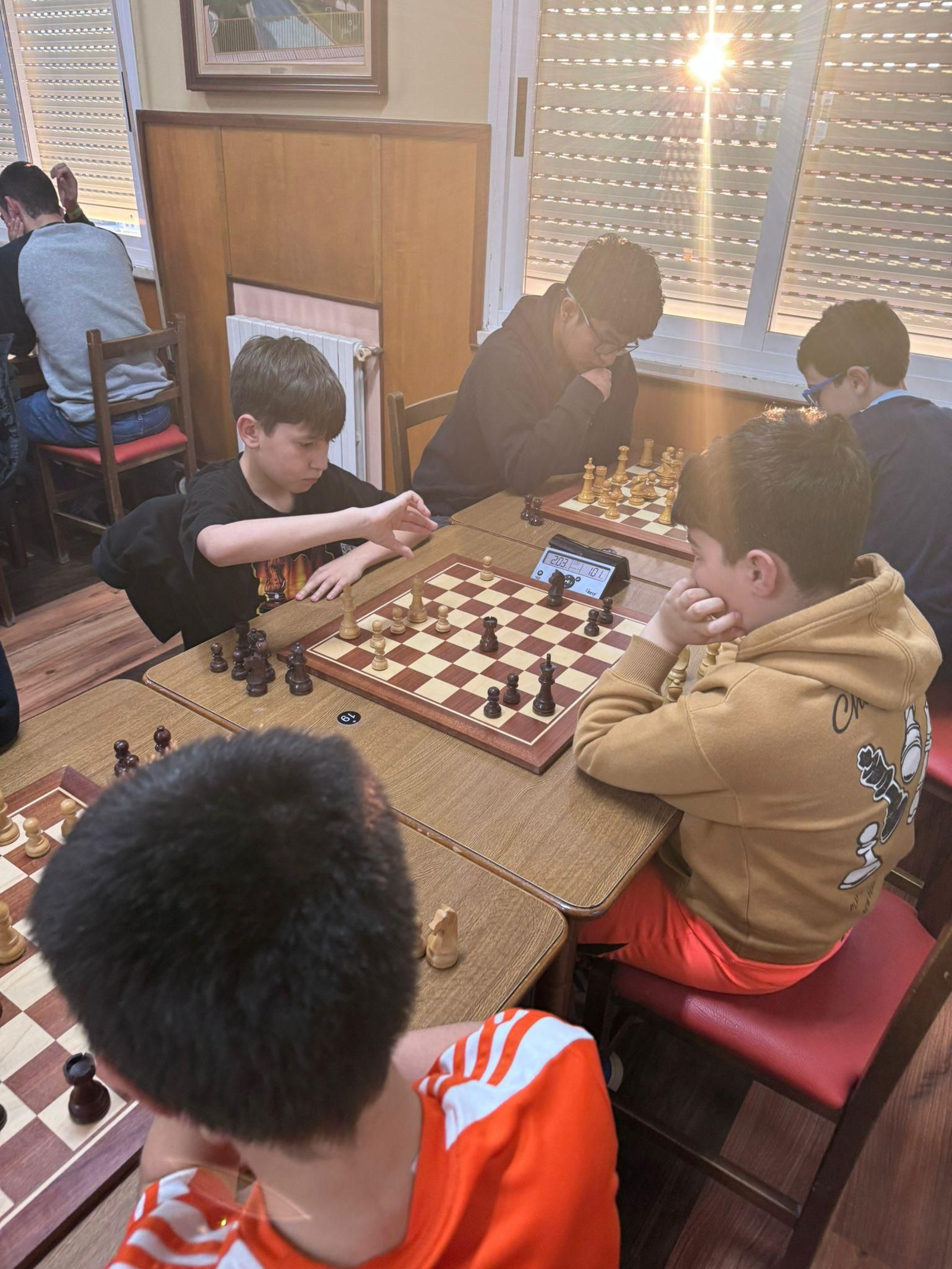 Galería | El ajedrez conquista Barrocás durante la Semana Santa