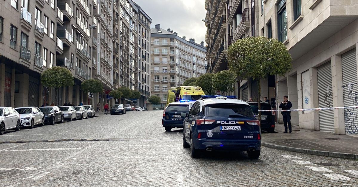 Muere una mujer al precipitarse desde un quinto piso en la calle Dalí ...