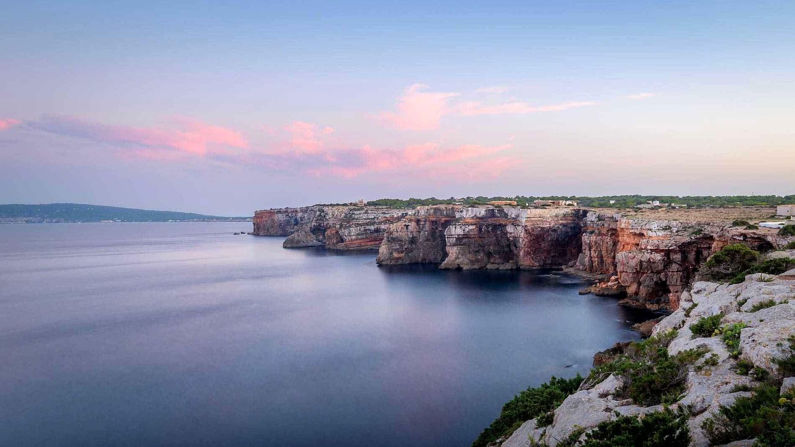 Acantilados en Formentera
