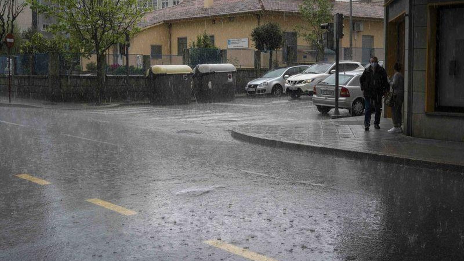 Día de lluvias tormentosas en Ourense Fotos Martiño Pinal