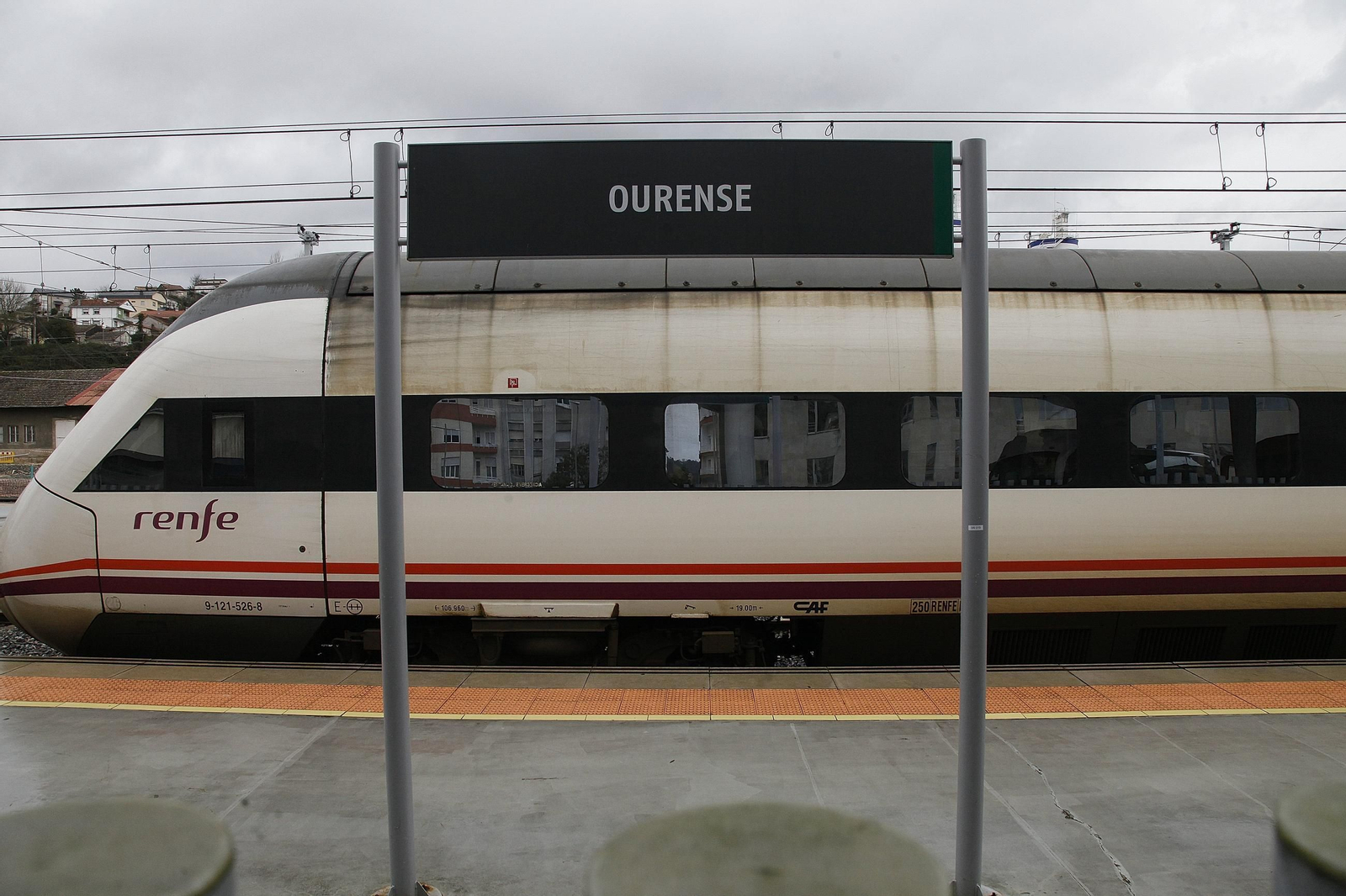 Ourense: Parada y ¿fonda?