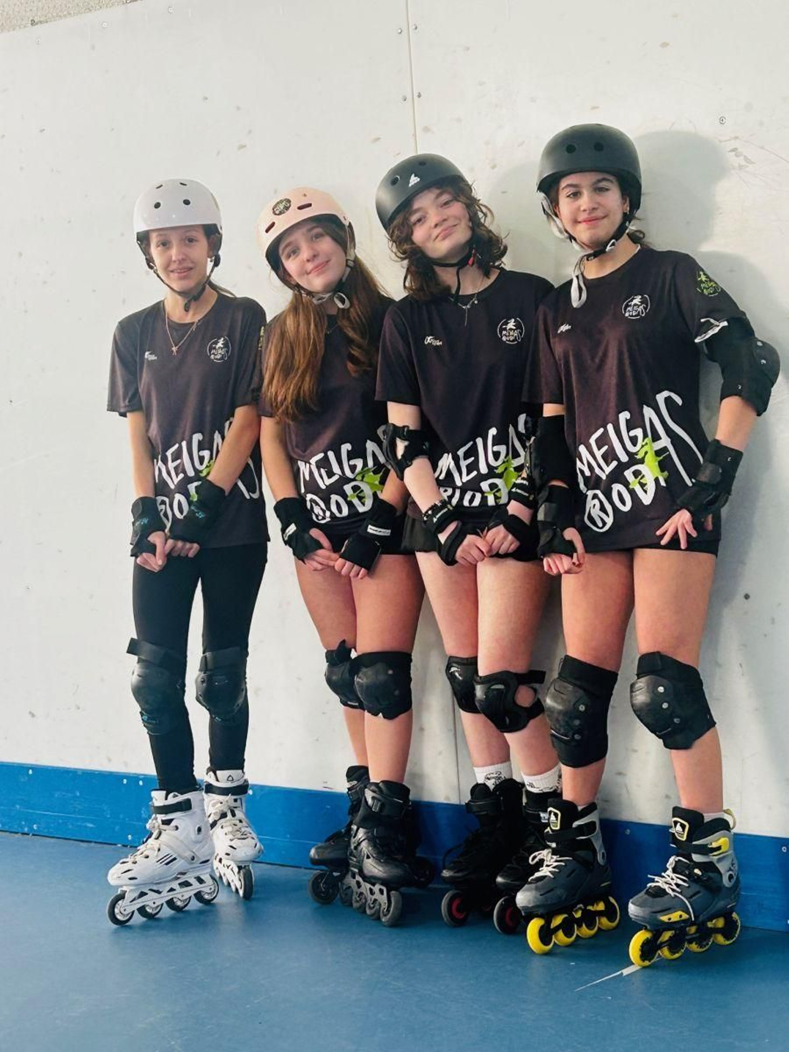 Galería | Estreno sobre ruedas de la Liga Gallega de patinaje en A Carballeira