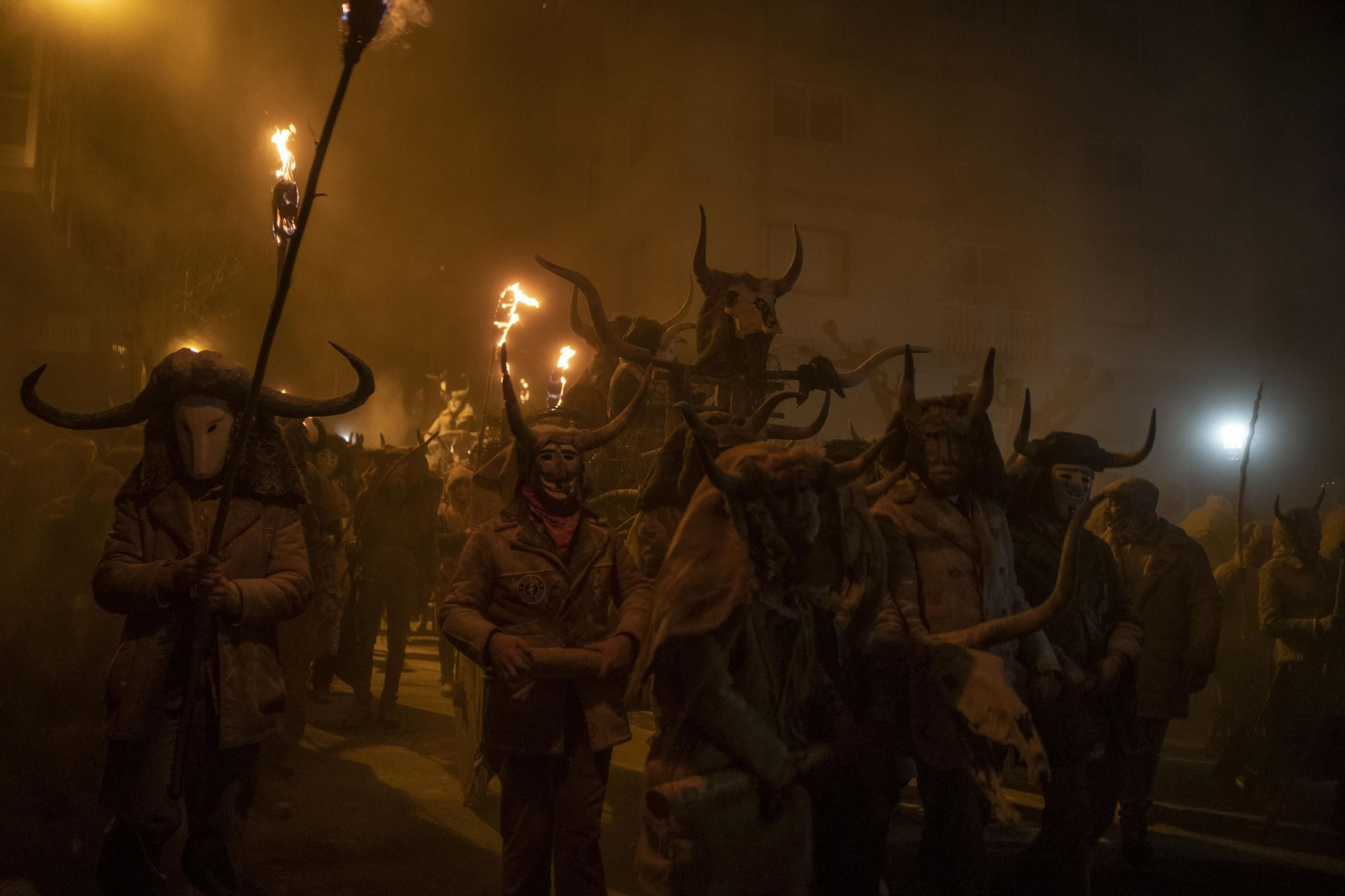 La Baixada da Marela atrae cada año a visitantes que buscan vivir un entroido auténtico, alejado de artificios.