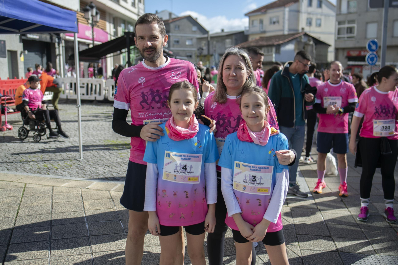 Galería | A Valenzá se tiñe de rosa con la III Carreira pola Igualdade