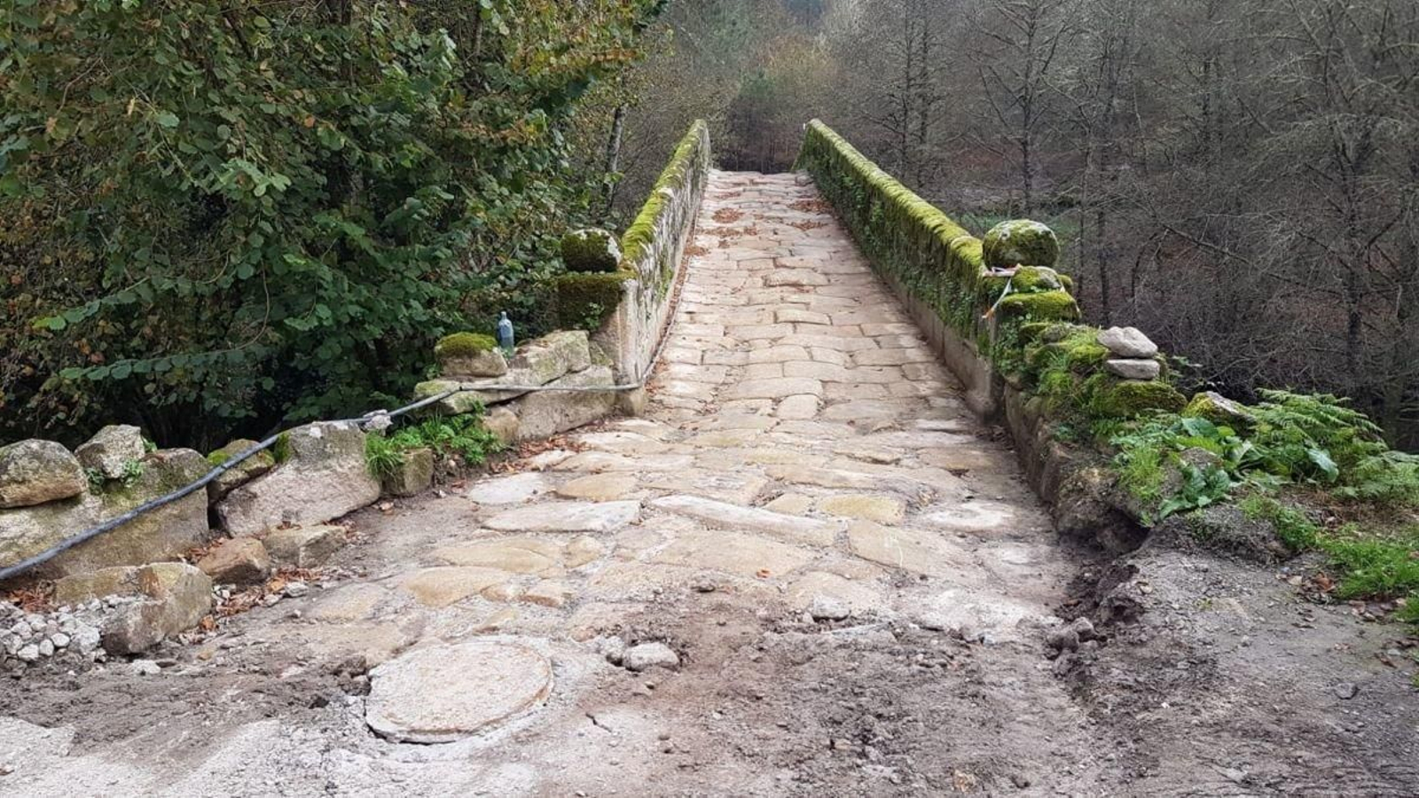 Aspecto actual de Ponte Mandrás, en el Concello de San Cristovo de Cea.