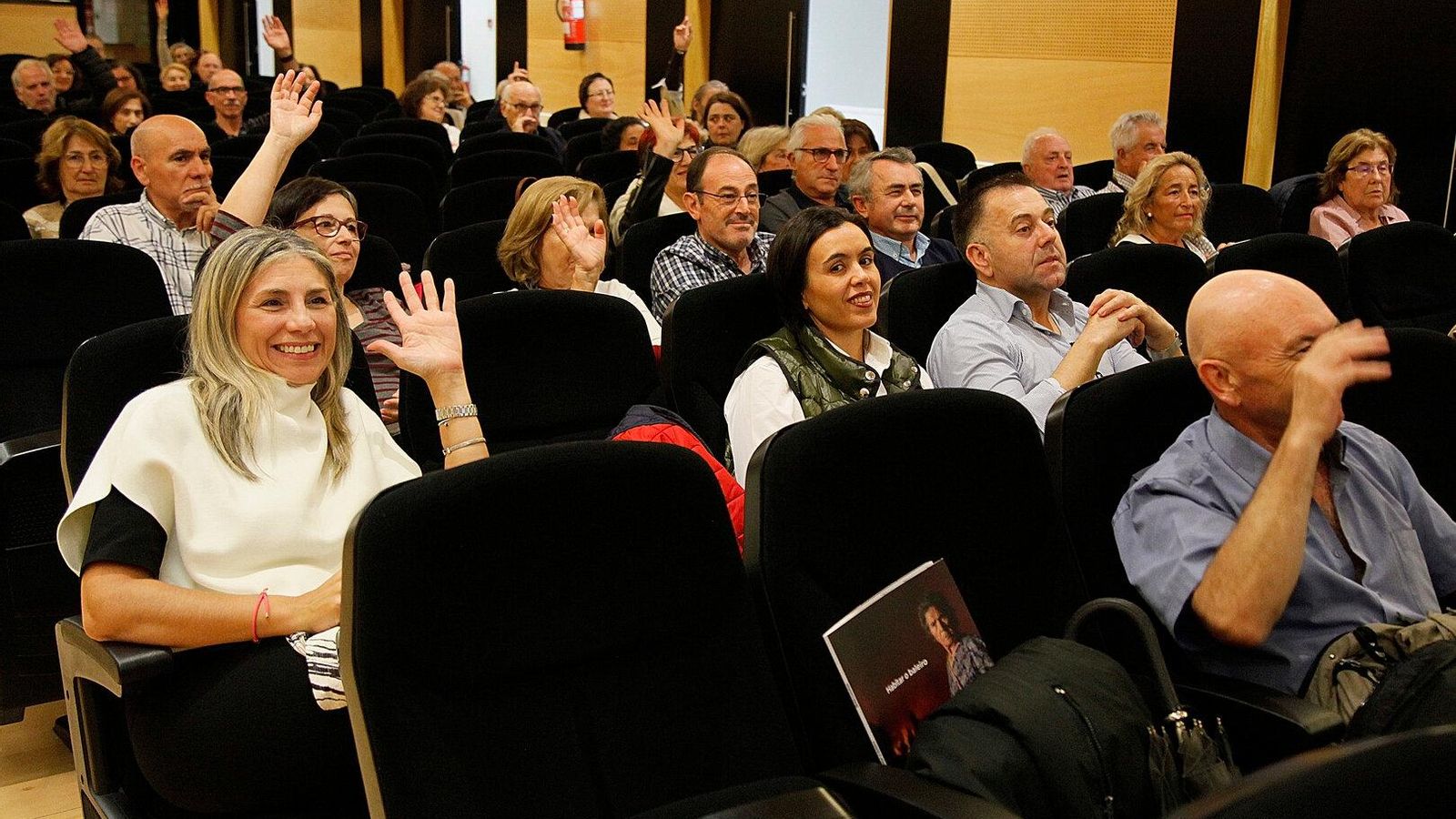 Público asistente al Foro, en el Centro Cultural Marcos Valcárcel.