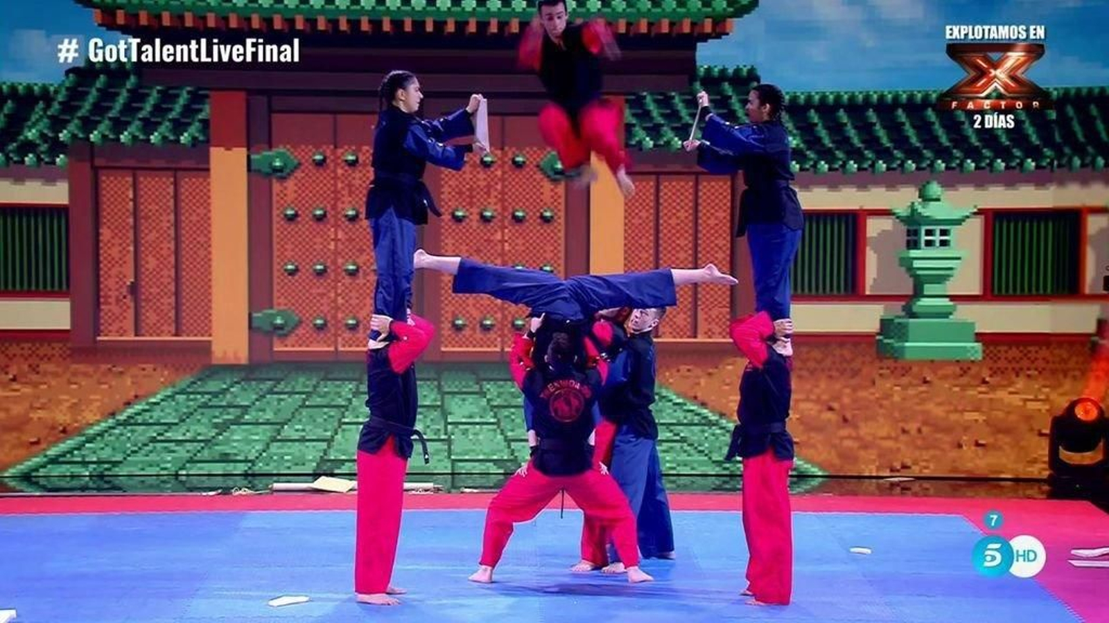 Un momento de la actuación del Tao vigués en la final del programa.