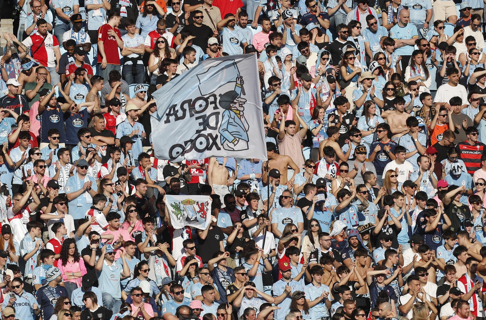 Galería | El Celta y el Alavés se miden en Balaídos