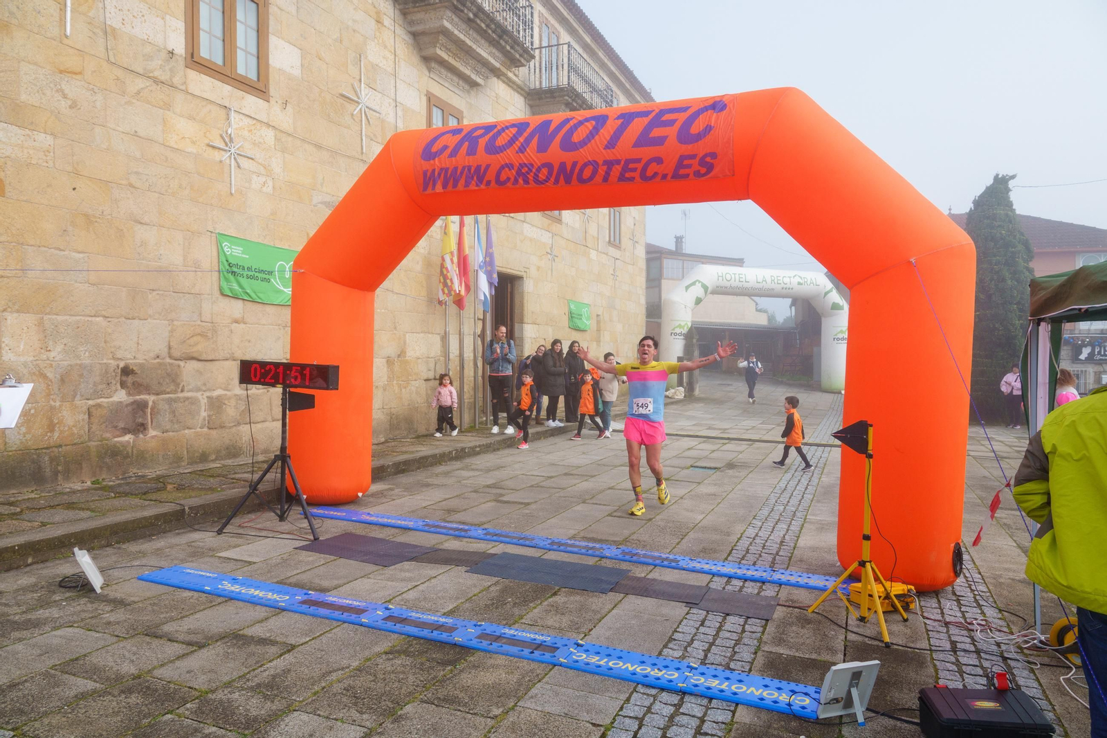 Galería | La carrera contra el cáncer 2026 de Mos reúne a casi 300 atletas