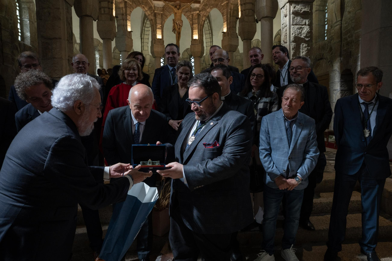 Galería | Pregón de Xosé Ramón Gayoso en la Santa Cruz de Carballiño