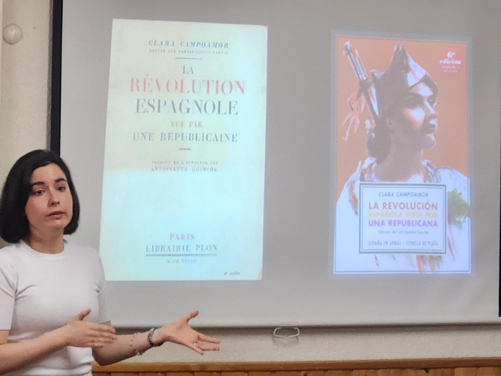 Charla sobre el exilio de Clara Campoamor