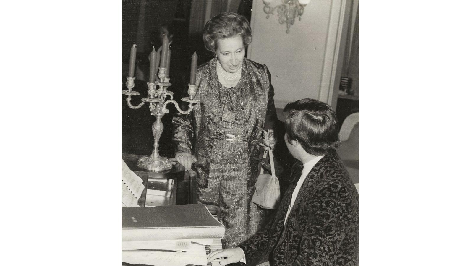 Coa condesa de Barcelona, María de las Mercedes de Borbón y Orleans, nai do rei emérito Juan Carlos I, no Hotel da Toxa.