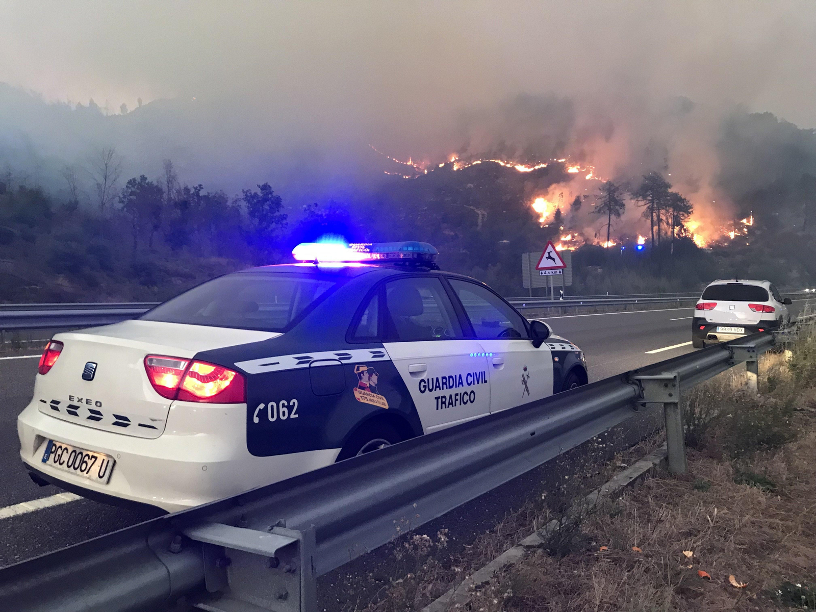 Un incendio en Cenlle calcina 40 hectáreas