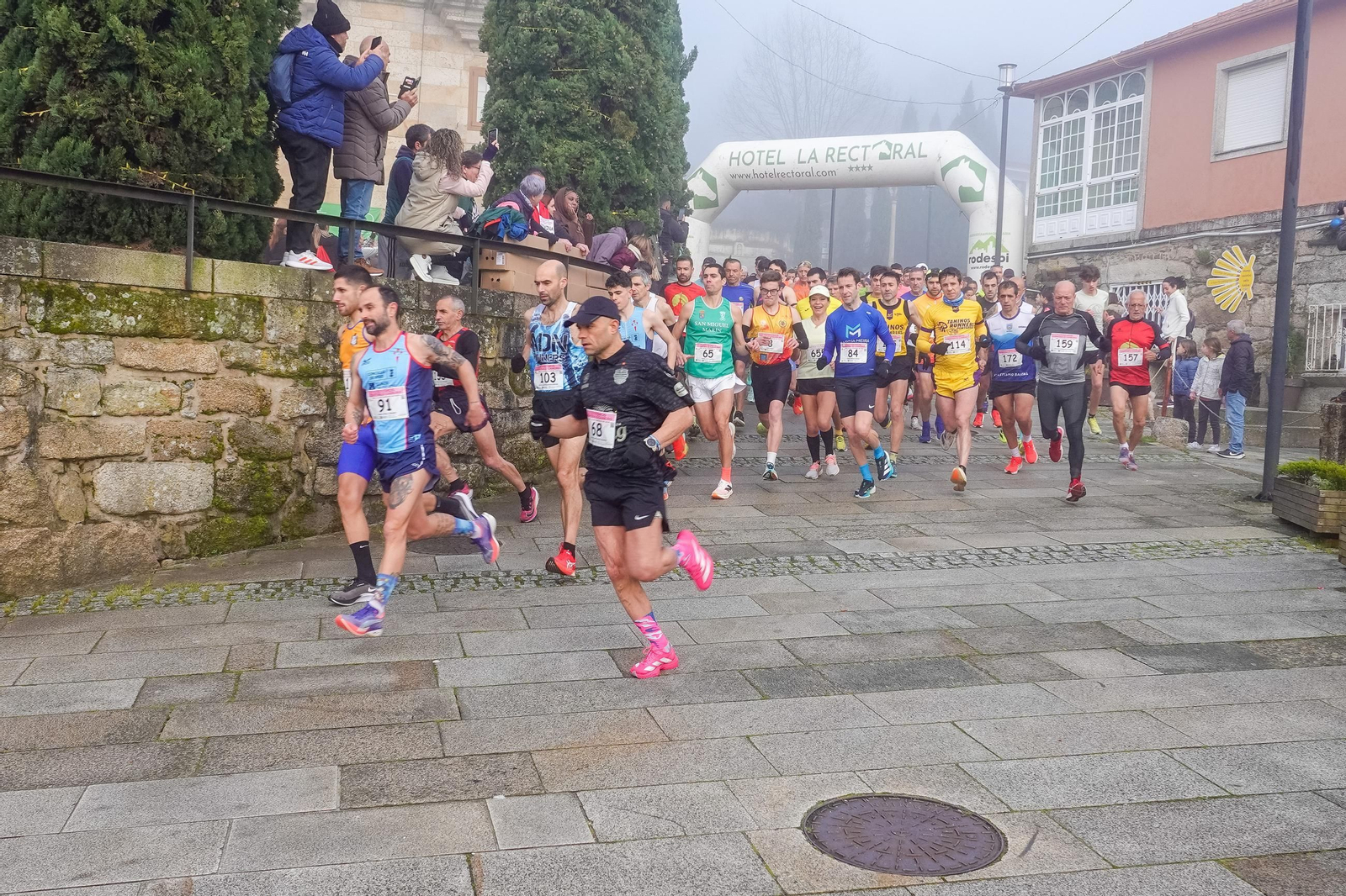 Galería | La carrera contra el cáncer 2026 de Mos reúne a casi 300 atletas