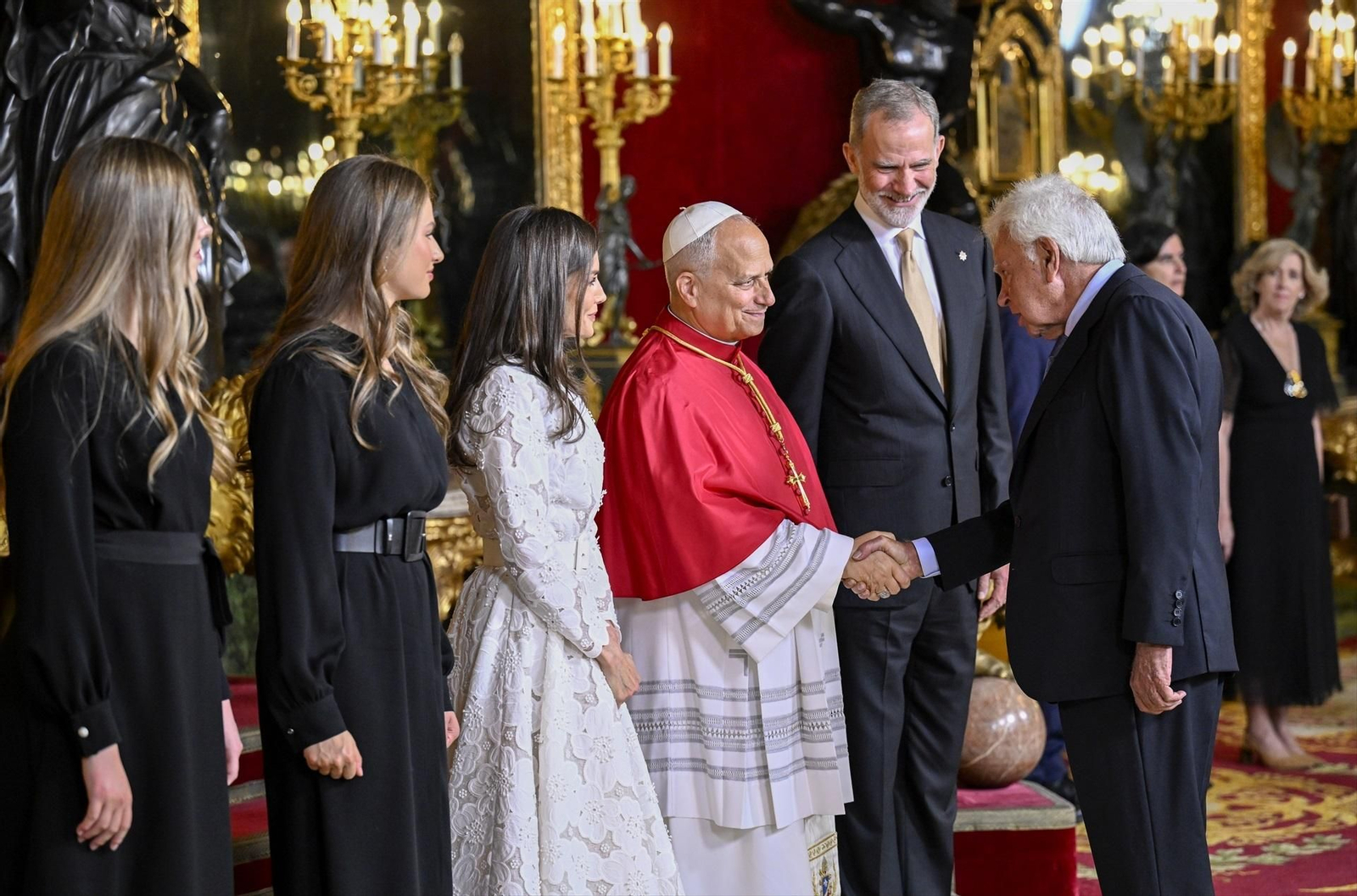 Galería | Así fue el primer día de la visita del papa León XIV en Madrid, en fotografías